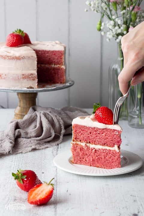 Image for Strawberry Cake Recipe UK
