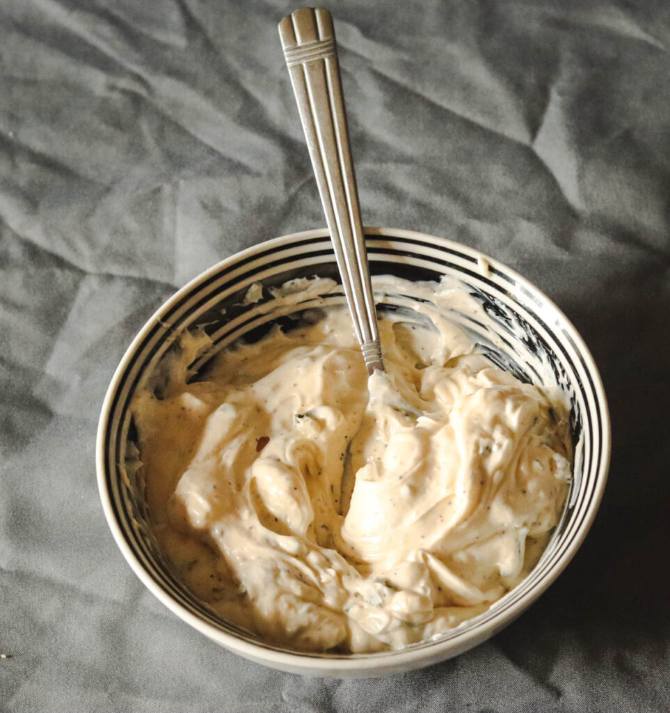 Seasoned mayonnaise in a bowl.